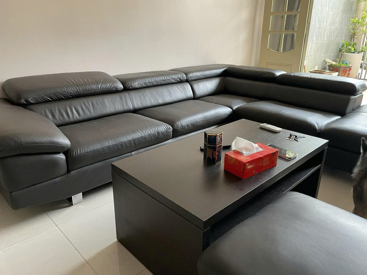 Bọc lại toàn bộ vỏ ghế ở Lotte Liễu Giai