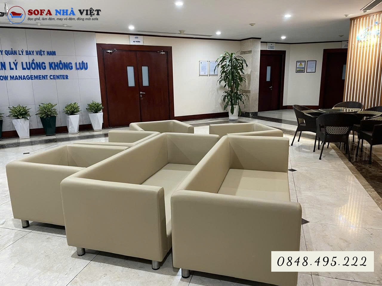 Bọc lại vỏ ghế cho phòng quản lý vietnam airlines 